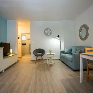 Cozy Coastal Gama , Split Croacia